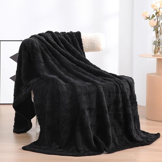 Black Fleece Throw Blanket 50”×60”Checkered Design for Couch Sofa | Super Soft Cozy Plush Microfiber 3D Square Pattern Flannel Blanket for Bed Lightweight for Adults,Women