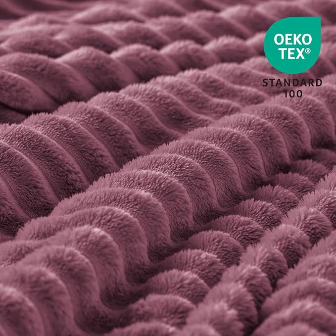 BEDELITE 3D Ribbed Jacquard Plum Fleece Throw Blanket for Couch, 50x60 Inch | Soft Warm Decorative Fluffy Blanket, Cozy Plush Lightweight Fuzzy Throw Blanket for Bed Sofa Home Room Decor, Gift for Women