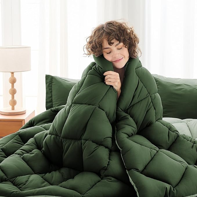 5 Pieces Twin Comforter Set, Reversible Bed in a Bag Twin Size, All Season Bedding Set with Comforter, Flat Sheet, Fitted Sheet, Pillowcases & Shams, Dark Green & Light Green