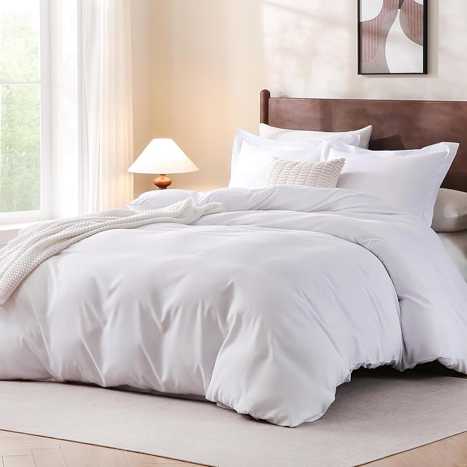 FreshCulture Duvet Cover King Size - 3 Pieces Microfiber Duvet Cover Set with Zipper Closure - Lightweight & Easy Care - 1 Comforter Cover & 2 Pillow Shams - Comforter Not Included (White)