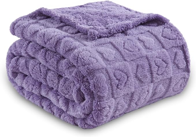 NEWCOSPLAY 3D Heart Checkered Flannel Throw Blanket, Lavender, 50"x70" | Super Soft Cute Lightweight Decorative Premium Silky Fleece Blanket for Couch Sofa Bed, Gift for Women Men, All Season Use