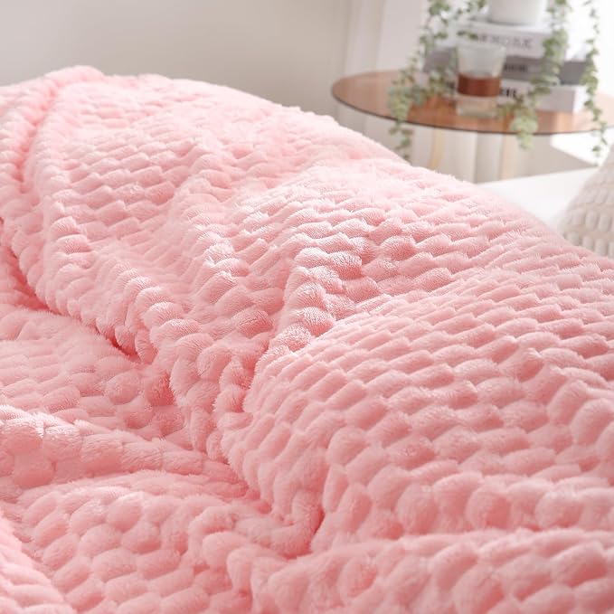 Light Pink Throw Blanket 50"×70" Gifts for Mom Fuzzy 3D Jacquard Decorative | Flannel Fleece Super Soft Plush Cozy Blanket for Couch Sofa Chair Lightweight