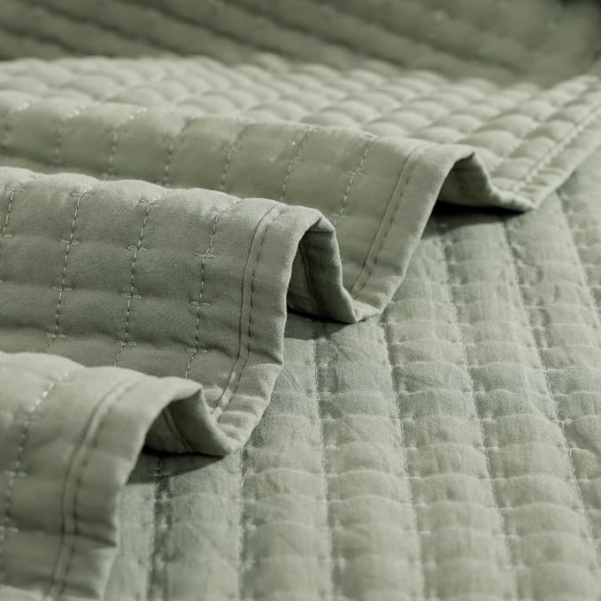 Twin Quilt-Lightweight Bedspreads Sage Green Twin Quilt Bedding Set | Soft Coverlet with Pillow Sham for All Seasons, Suitable for Bed & Couch, 2 Pieces, 66"x92"