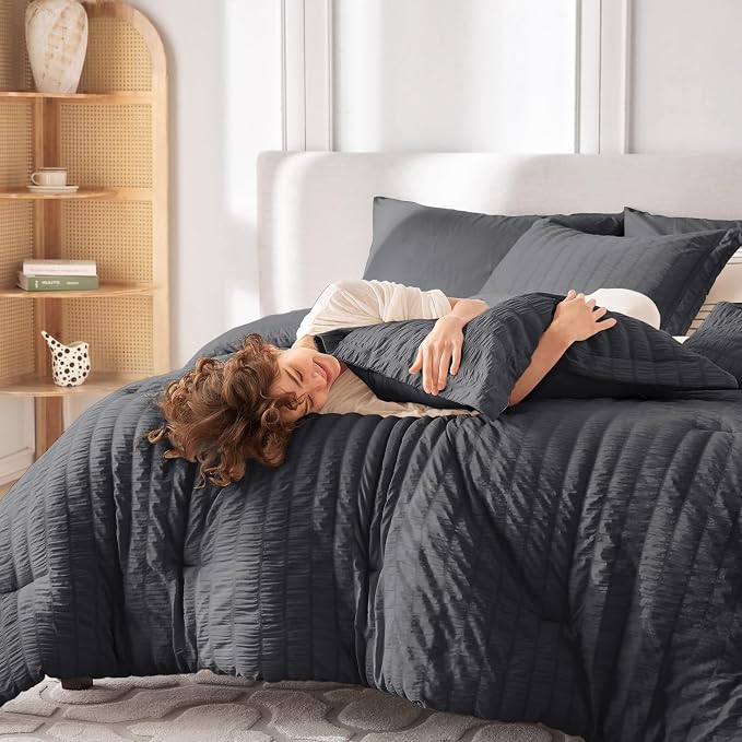 7 Pieces Full Comforter Set, Seersucker Bed in a Bag Full Size, All Season Luxury Bedding Set with Comforter, Flat Sheet, Fitted Sheet, Pillowcases & Shams, Dark Grey