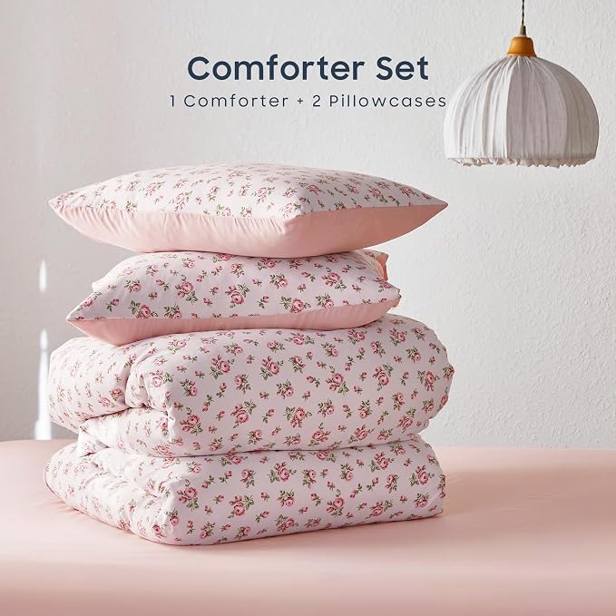 Wake In Cloud - Floral Comforter Set, Coquette Cottagecore Aesthetic Flower Shabby Chic Pattern for Women Teen Girls, Soft Lightweight Bedding, 3 Pieces, Pink, King Size