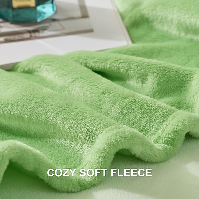 Hansleep Throw Grass Green Fleece Blanket, Soft Flannel Bed Blanket | Fuzzy Cozy Blanket 50x60 Inches, Multi-use for Bed, Sofa, Couch, Travel, Camping, All Season Warm Lightweight Cover