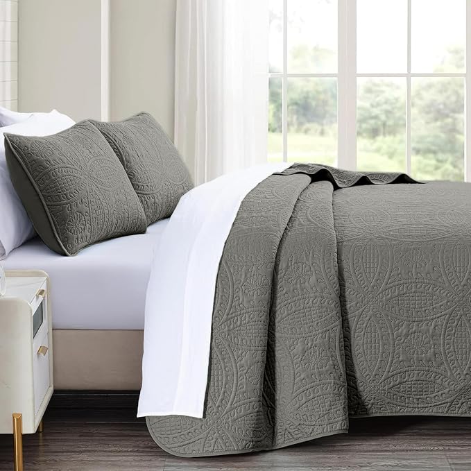 akkialla Dark Grey Full/Queen Quilt Set, Ultrasonic Lightweight Bedspread Coverlet for Modern Minimalist Bedroom, Soft Microfiber Coin Pattern Bedding, 3-Piece (1 Quilt, 2 Pillow Shams) | Breathable fabric