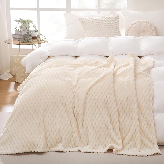 Puncuntex Cream White Throw Blanket 60"×80" Fuzzy 3D Jacquard Decorative | Flannel Fleece Super Soft Plush Cozy Blanket for Couch Sofa Chair Lightweight