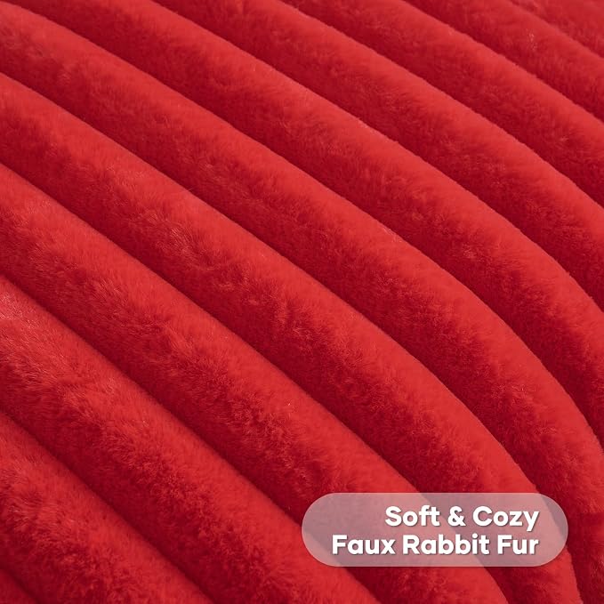 FUTEI Pack of 2 Faux Fur Throw Pillow Covers 18x18 Inch, Red | Fluffy Faux Rabbit Fur Front/Premium Velvet Back,Hidden Zipper,Machine Washable,Non-Shedding,Colorfast,Insert Not Included.