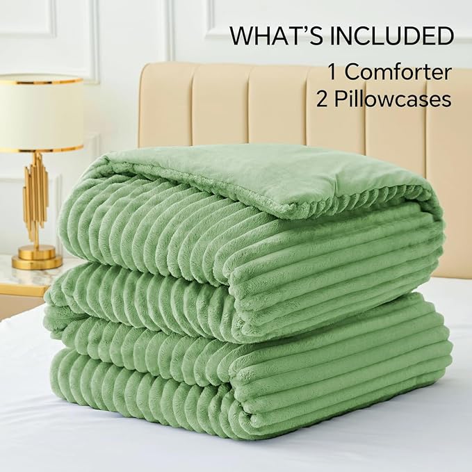 BEDELITE Fleece King Comforter Set, Fluffy Bed Set, Green | Super Soft & Warm Bedding, Luxury Fuzzy Faux Fur Comforter for Winter, Heavy Plush Bedding, with 2 Pillowcases