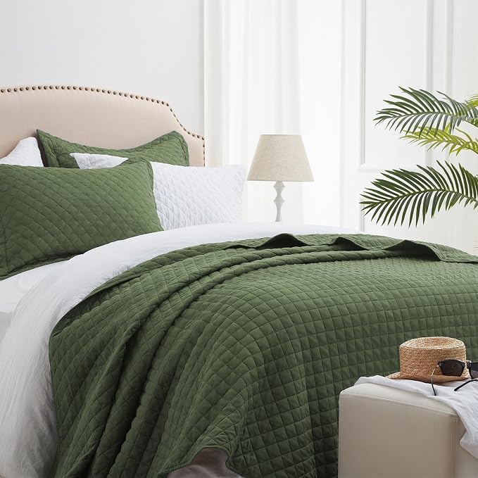 SunStyle Home Queen Quilt Bedding Set, Lightweight Summer Bedspreads,Green | Soft Coverlet With 2 Pillow Shams,Morden Style Quilts for All Season, Suitable for Bed,Couch,Bedroom,Guest Room,90"X96"