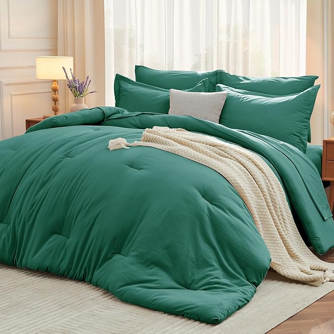 7 Pieces Queen Comforter Set, Soft Bed in a Bag Queen Size, All Season Bedding Set with Comforter, Flat Sheet, Fitted Sheet, Pillowcases & Shams, Emerald Green