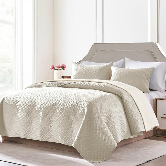 FLYMME Quilts Queen Size,Lightweight Cream Bedspreads,Basket Weave Pattern,Ultra Soft Microfiber Bed Coverlet 3 Pieces for All-Seasons (1 Quilt,2 Pillow Shams)