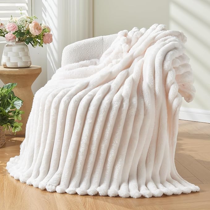 NEWCOSPLAY Fleece Ribbed Cozy King Blanket for Couch, Ivory, 90"x110" | Premium Silky Flannel Blanket, Soft Lightweight Fluffy Throw Blanket for Bed Sofa Decor, Gift for All Season Use