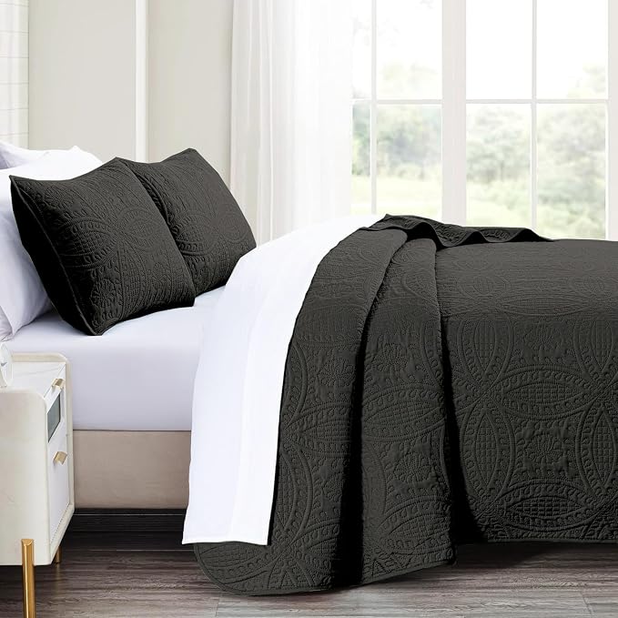 akkialla Queen Quilt Bedding Set,Black Ultrasonic Full/Queen Quilt Set,Lightweight Soft Bedspread Coverlet,Modern Style Coin Pattern Bed Cover for All Seasons,3 Piece(1 Quilt,2 Pillow Shams)