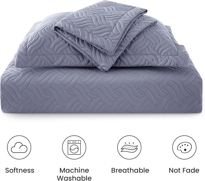 Love's cabin King Size Quilt Bedding Set Bluish Grey Bedspreads - Bed Summer Lightweight Bedspread Comforter - Wave Pattern Bedding Coverlet for All Season - 3 Pieces (1 Quilt, 2 Pillow Shams)