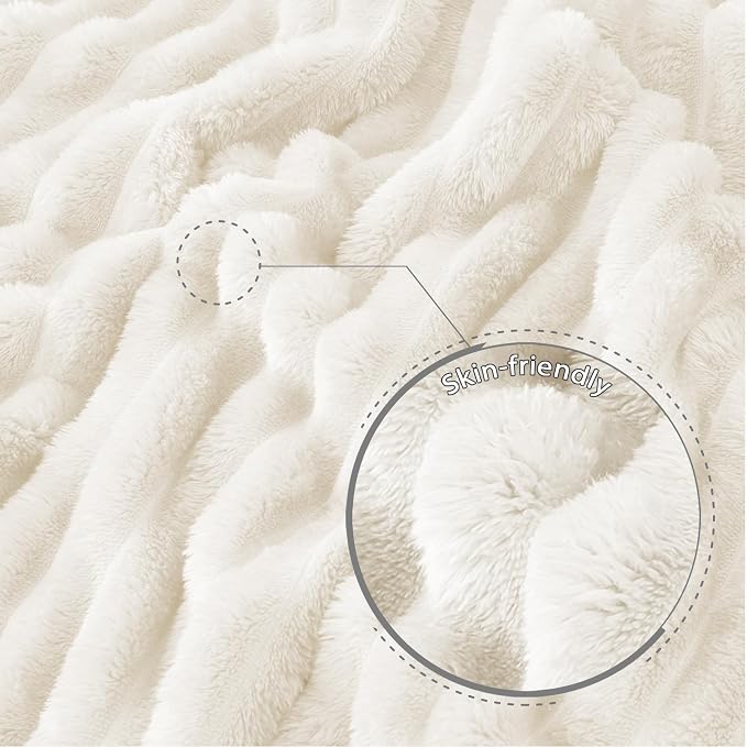 Exclusivo Mezcla Striped California King Size Fleece Blanket for Bed | Soft Breathable Cozy Bed Blankets, Lightweight Plush Fluffy Fuzzy Jacquard Decorative Blankets
