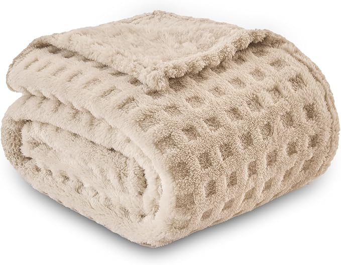 NEWCOSPLAY 3D Waffle Checkered Flannel Twin Blanket, Linen, 60"x80" | Super Soft Cute Lightweight Decorative Premium Silky Fleece Blanket for Couch Sofa Bed, Gift for Women Men, All Season Use