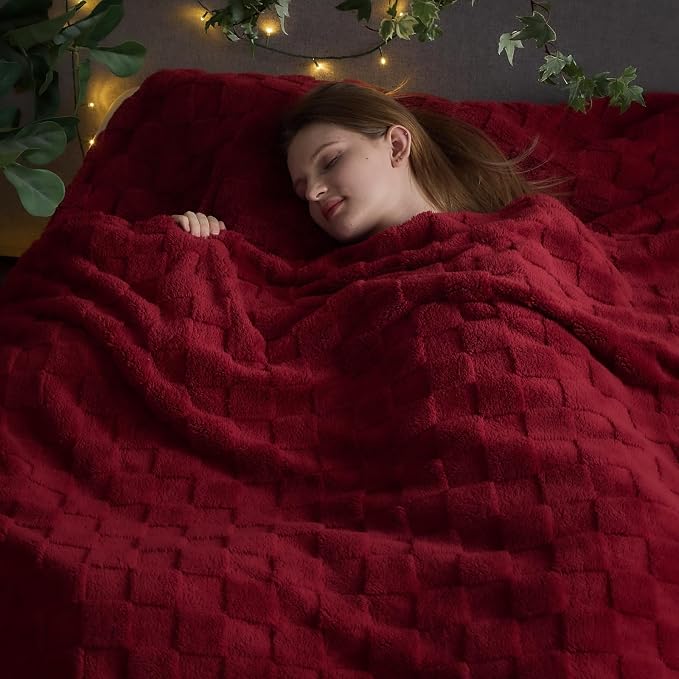 NEWCOSPLAY 3D Checkered Flannel Queen Blanket, Red Checkered, 90"x90" | Super Soft Cute Lightweight Decorative Premium Silky Fleece Blanket for Couch Sofa Bed, Gift for Women Men, All Season Use