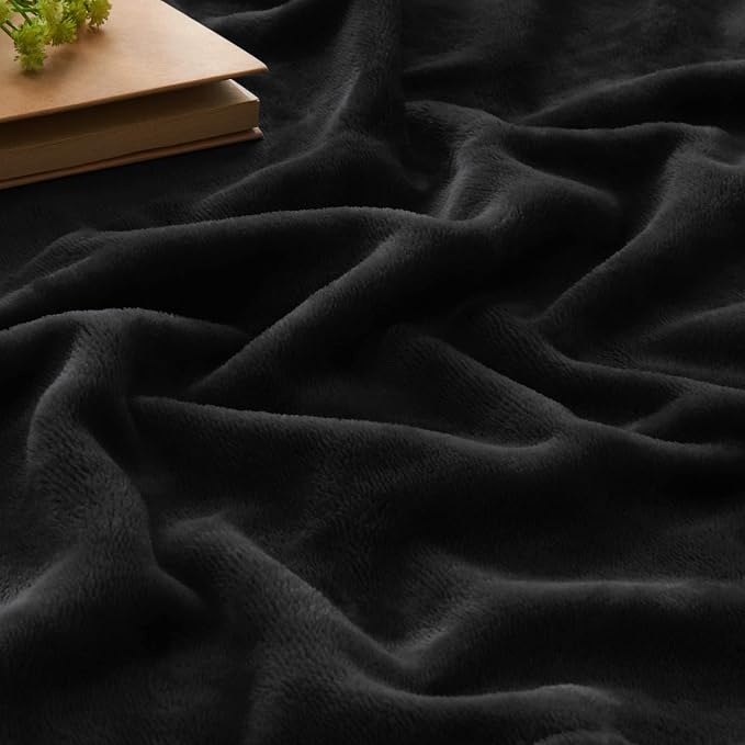 BEDELITE Fleece Blanket Soft Plush King Size Bed Blanket Black 108"x90" | Ultra Soft Fleece, Plush Microfiber, Lightweight Warmth, All Season Comfort, Fade Resistant, Machine Washable