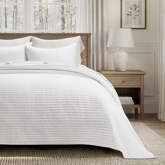 EVERGRACEHOME Cotton Sateen Quilt Set, Oversized Cal King, Bright White | 100% Cotton, Channel Stitch Coverlet Bedspread, Pre-Washed Lightweight Soft Bedding Set for All Season, 3 Piece, with 2 Shams