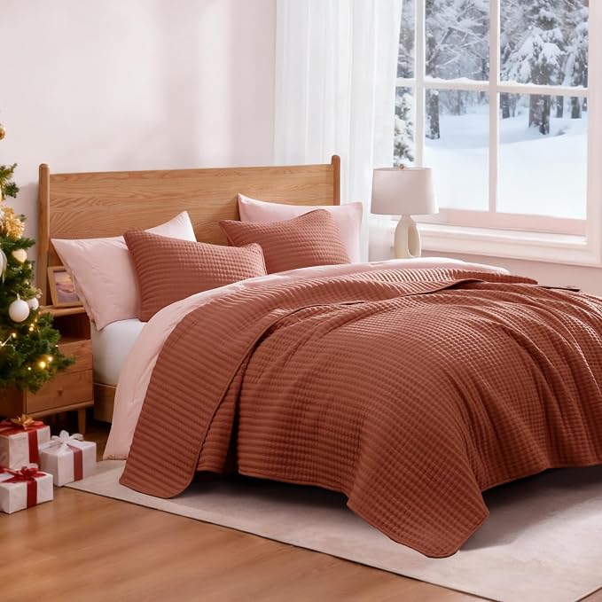 King Size Quilt-Lightweight Bedspreads King Quilt Bedding Set | Soft Coverlet with 2 Pillow Shams for All Seasons, Suitable for Bed, Couch, 3 Pieces, 106"x94"
