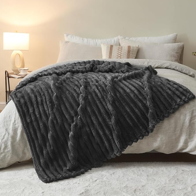 NEWCOSPLAY Fleece Ribbed Cozy Throw Blanket for Couch, Grey, 50"x60" | Premium Silky Flannel Blanket, Soft Lightweight Fluffy Throw Blanket for Bed Sofa Decor, Gift for All Season Use