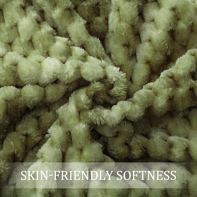 Exclusivo Mezcla 3D Fleece Twin Size Blanket for Bed, Tie-dye Olive | Extra Soft Fuzzy Plush Lightweight Bed Blankets, Cozy Fluffy Decorative Blankets for All Seasons, 90x66 Inches
