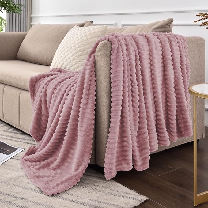 BEDELITE 3D Ribbed Berry Purple Fleece Twin Blanket for Couch, 60x80 Inch | Soft Warm Fluffy Blanket for Bed Sofa College Dorm Room Decor, Luxury Cozy Plush Birthday Gifts for Women Girls, Lightweight