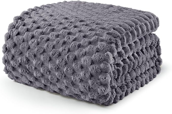Exclusivo Mezcla 3D Fleece California King Blanket for Bed, Grey | Oversized Soft Fuzzy Plush Lightweight Bed Blankets, Cozy Fluffy Decorative Blankets for All Seasons, 120x120 Inches