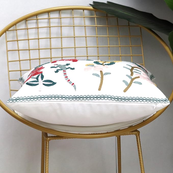 Pack of 2 Embroidered Decorative Throw Pillow Cover 18x18 Inch Farmhouse Floral Pillowcase for Living Room Sofa Bed (Gecko Floral)