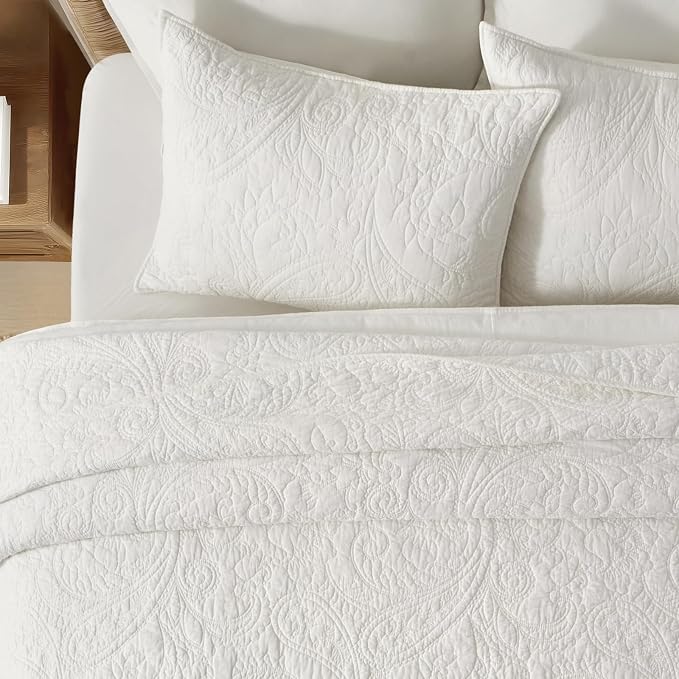 EVERGRACEHOME 100% Cotton Paisley Quilt Set, King Size, Bright White | Prewashed for Softness, Year-Round Breathability, Gift-Ready Box, Matelasse-style Quilted Coverlet, 3 Piece Set with 2 Shams