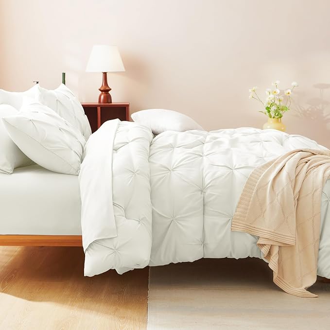 HIMEET Pintuck Bed in a Bag, 7 Pieces Full Size Comforter Set Ivory, Luxury Pinch Pleat Bed in a Bag, Soft All Season Bedding Sets with Comforter, Flat Sheet, Fitted Sheet and Pillowcases & Shams