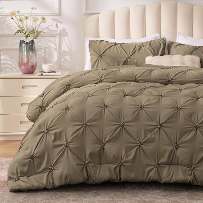 BEDELITE Twin Comforter Set Light Brown,Lightweight & Soft Comforter | Pintuck Boho Bedding, Warm & Cute Bed Set for All Season,With 1 Pillowcase