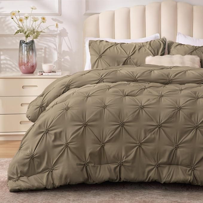 BEDELITE King Comforter Set Light Brown,Lightweight & Soft Comforter | Pintuck Boho Bedding, Warm & Cute Bed Set for All Season,With 2 Pillowcases