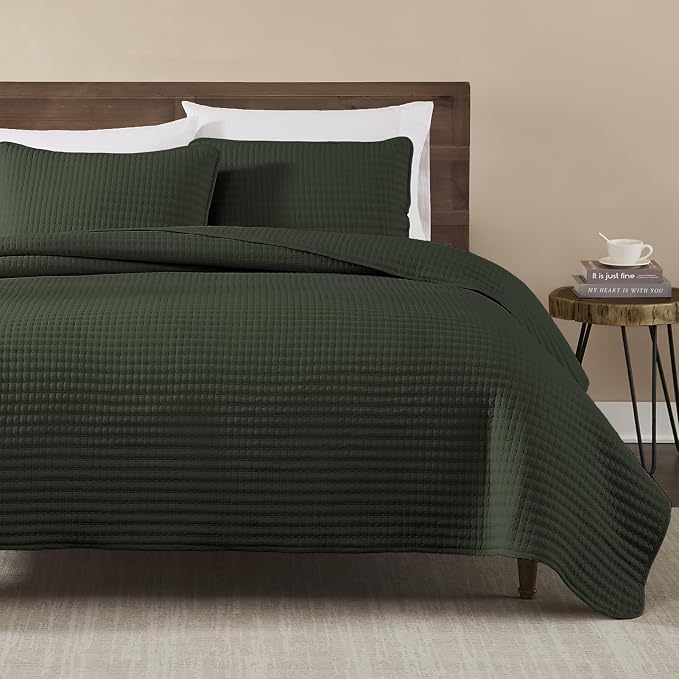 Queen Quilt-Lightweight Bedspreads Dark Green Queen Size Quilt Bedding Set | Soft Coverlet with 2 Pillow Shams for All Seasons, Suitable for Bed, Couch, 3 Pieces, 90"x94"