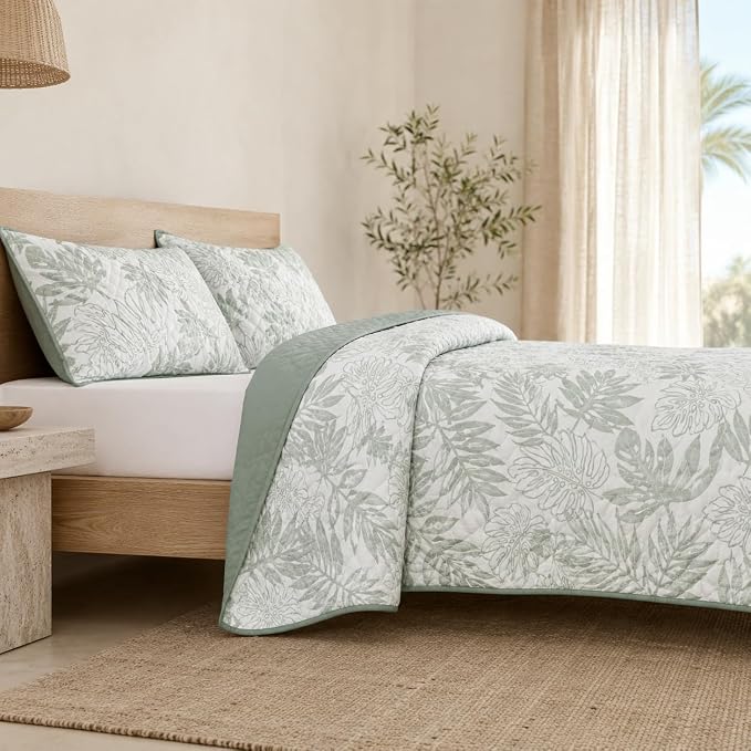 BLOOMHAVEN King Quilt Set-3 Pieces Soft Bedding Floral Reversible Coverlet | All Seasons Lightweight Quilts Queen Size for Bed, Breathable Vintage Bedspread with Shams, Green Leaf