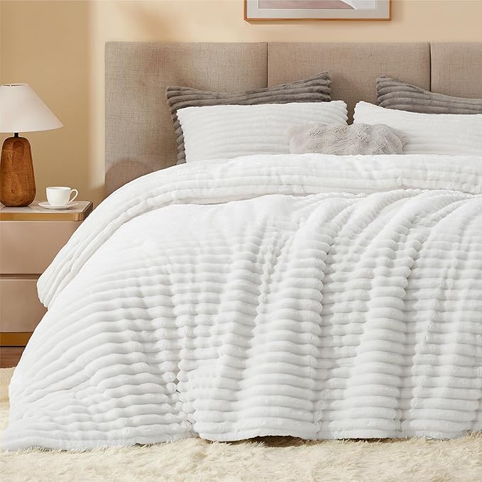 BEDELITE Fleece King Comforter Set, Fluffy Bed Set, Bright White | Super Soft & Warm Bedding, Luxury Fuzzy Faux Fur Comforter for Winter, Heavy Plush Bedding, with 2 Pillowcases