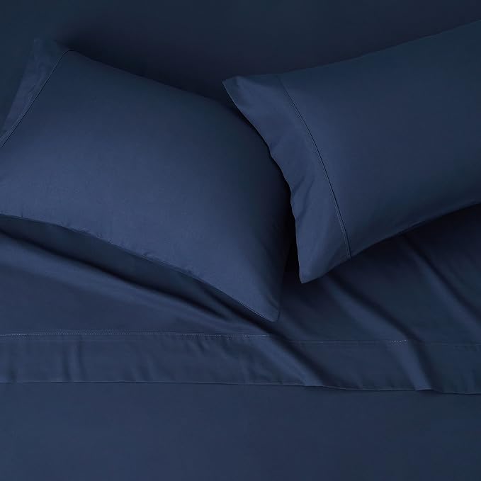Amazon Basics Lightweight Super Soft Breathable Brushed Microfiber 4 Piece Bed Sheet Set with 14-Inch Deep Pockets, Wrinkle Resistant, Queen, Navy Blue, Solid