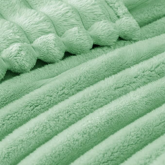 Exclusivo Mezcla Striped Twin Size Fleece Blanket for Bed, Couch, 60"x80" | Soft Breathable Cozy Bed Blankets, Lightweight Plush Fluffy Fuzzy Jacquard Decorative Blankets