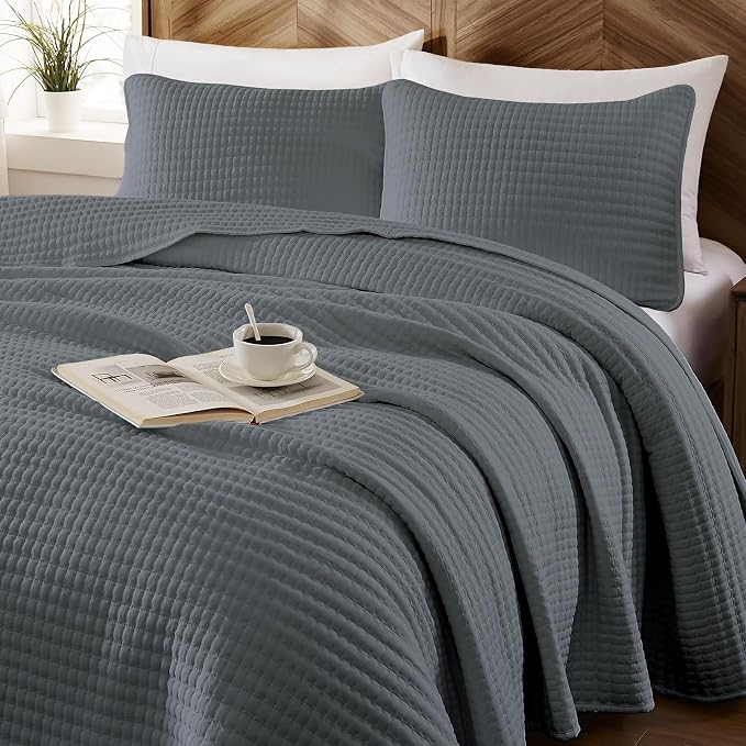 King Size Quilt-Lightweight Bedspreads Grey King Quilt Bedding Set | Soft Coverlet with 2 Pillow Shams for All Seasons, Suitable for Bed, Couch, 3 Pieces, 106"x94"