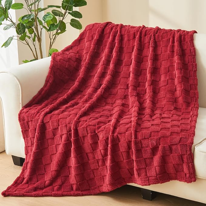 NEWCOSPLAY 3D Checkered Flannel Queen Blanket, Red Checkered, 90"x90" | Super Soft Cute Lightweight Decorative Premium Silky Fleece Blanket for Couch Sofa Bed, Gift for Women Men, All Season Use