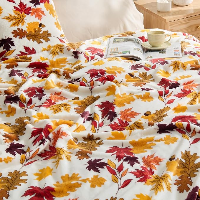 BEDELITE Fleece Blanket Soft Fall Throw for Couch Autumn Leaves 50"x60" | Ultra Soft Fleece, Plush Microfiber, Lightweight Warmth, Thanksgiving Gift, Fall Home Decor, Machine Washable, Couch Sofa Bed