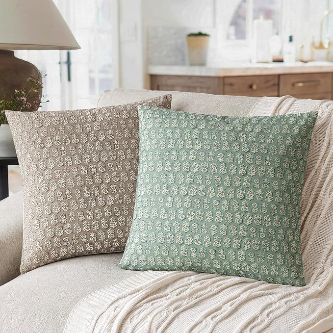 Foindtower Set of 2 Decorative Neutral Floral Print Throw Pillow Covers Vintage Accent Farmhouse Cushion Covers Boho Home Decor for Sofa Chair Couch Bedroom Living Room Outdoor,18×18 Inch,Aqua Blue