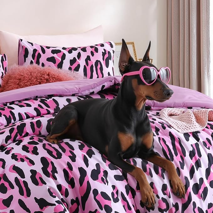 Cheetah Print Comforter Set Queen Size, Luxury Leopard Print Bedding, Pink | Soft Microfiber Animal Bedding Set with 2 Breathable Pillowcases, Faux Fur Texture, for an All-Season Comforter