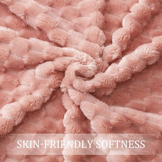 Exclusivo Mezcla 3D Fleece Queen Size Blanket for Bed, Dusty Pink | Extra Soft Fuzzy Plush Lightweight Bed Blankets, Cozy Fluffy Decorative Blankets for All Seasons, 90x90 Inches