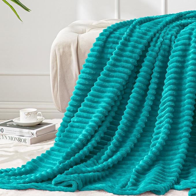 BEDELITE 3D Ribbed Ocean Blue Fleece Twin Blanket for Couch, 60x80 Inch | Soft Warm Fluffy Blanket for Bed Sofa College Dorm Room Decor, Luxury Cozy Plush Birthday Gifts for Women Girls, Lightweight