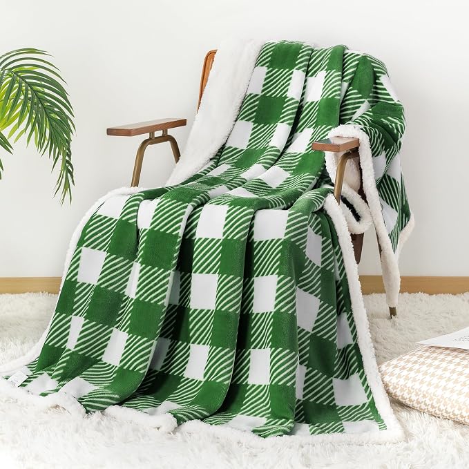 Sherpa Plaid Twin Blanket 60" X 70", Fuzzy Fluffy Soft Cozy Throw Blanket, Twin Size Plush Fleece Flannel Plush Microfiber Blanket for Couch Bed Sofa (GreenWhite)