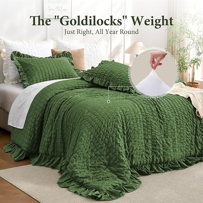 JOLLYVOGUE Dark Green Twin/Twin XL Comforter Set, 2 Pieces Seersucker Lightweight Fluffy Bedding Set, Twin Ruffle Comforter, All Season Soft Microfiber Shabby Chic Bed Set