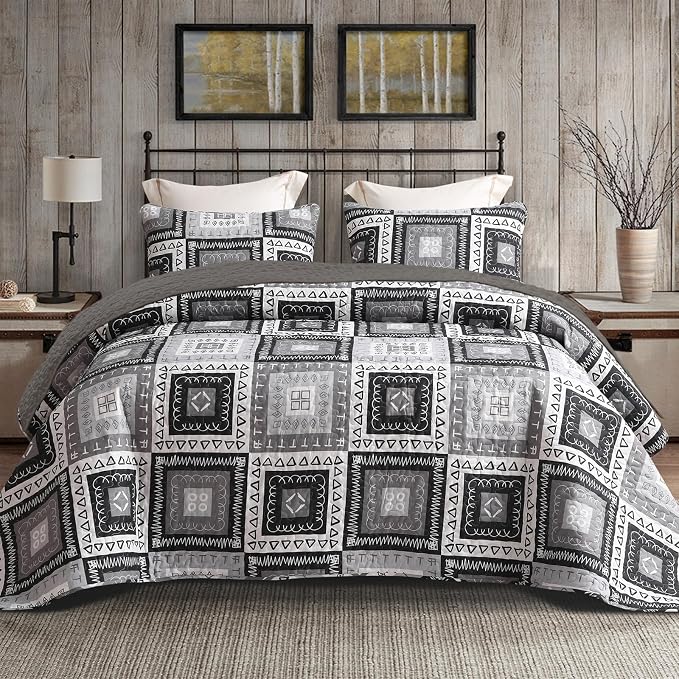 Exclusivo Mezcla Reversible Boho California King Quilt, Black | Lightweight Soft Bedspreads, All Season Patchwork Coverlet Bedding Set, Printed Floral Pattern, 1 Quilt and 2 Pillow Shams
